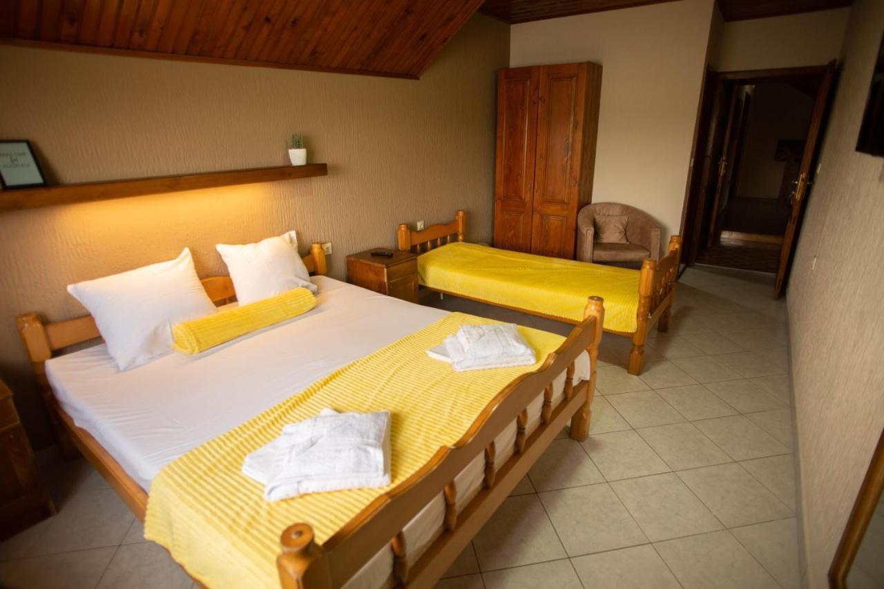 Guest House Vila Alexandar Palić المظهر الخارجي الصورة
