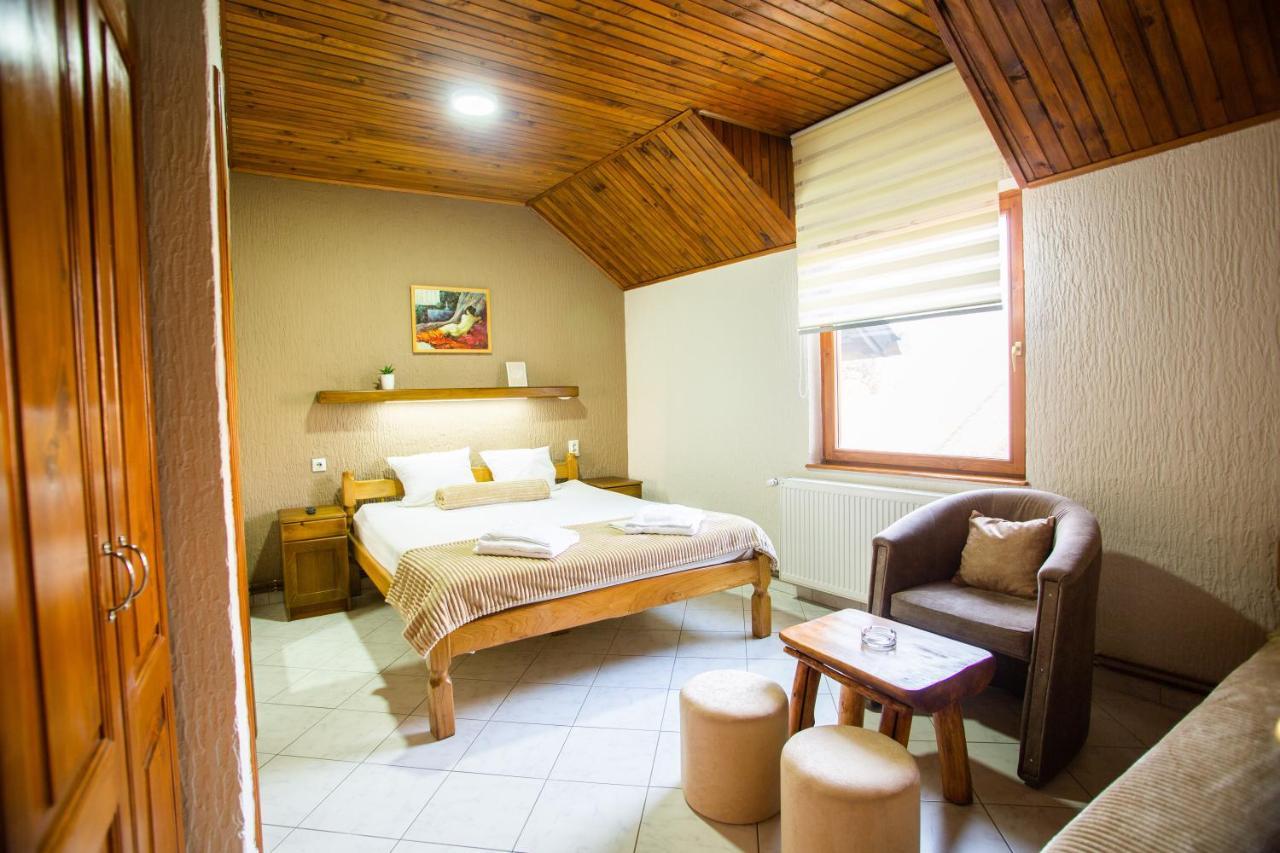 Guest House Vila Alexandar Palić المظهر الخارجي الصورة