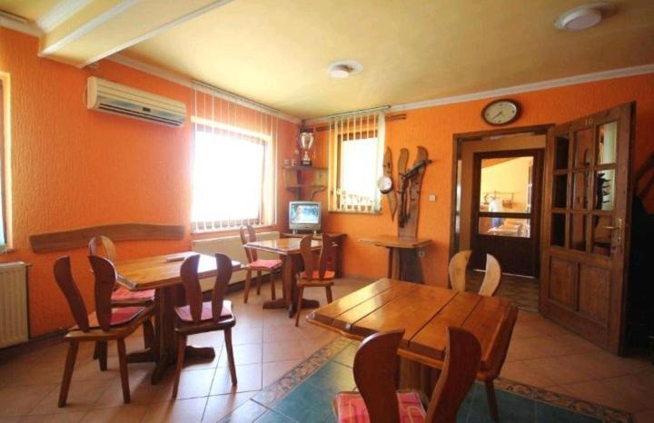 Guest House Vila Alexandar Palić الغرفة الصورة