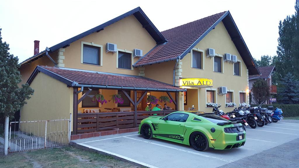 Guest House Vila Alexandar Palić المظهر الخارجي الصورة